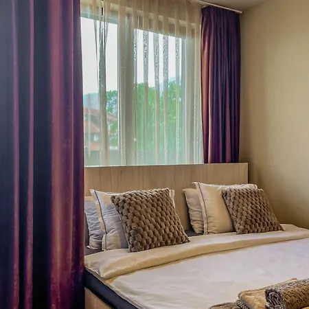 New! Sunny For 2 Balcony & Free Parking Bansko