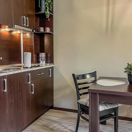 New! Sunny For 2 Balcony & Free Parking
